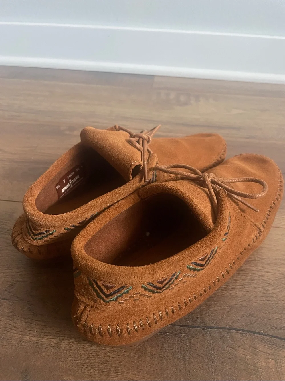 Minnetonka Women's Mosaic Boot Size 7